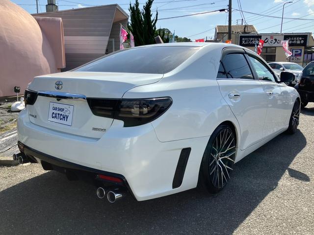 マークＸ ２５０Ｇ　リラックスセレクション・ブラックリミテッド　エアロ　ナビ　フルセグ　Ｂカメラ　Ｂトゥース　ＤＶＤ　１９インチ　車高調　ＨＩＤライト　ＬＥＤフォグ　ＬＥＤテール　ＥＴＣ　スマートキー　前席パワーシート　コンビハンドル　リアフィルム　オートライト（6枚目）