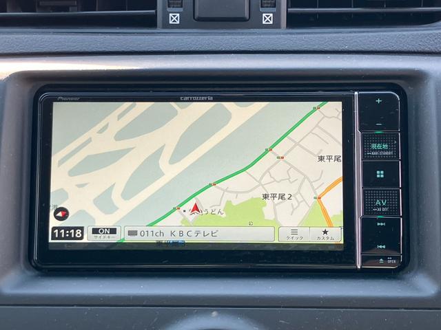 マークＸ ２５０Ｇ　リラックスセレクション・ブラックリミテッド　エアロ　ナビ　フルセグ　Ｂカメラ　Ｂトゥース　ＤＶＤ　１９インチ　車高調　ＨＩＤライト　ＬＥＤフォグ　ＬＥＤテール　ＥＴＣ　スマートキー　前席パワーシート　コンビハンドル　リアフィルム　オートライト（12枚目）