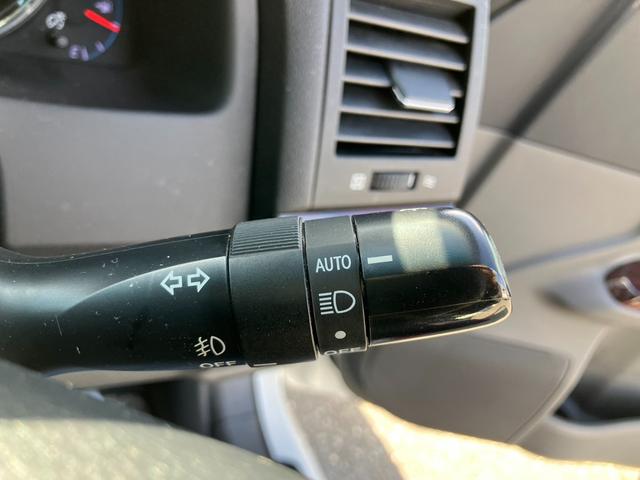 マークＸ ２５０Ｇ　リラックスセレクション・ブラックリミテッド　エアロ　ナビ　フルセグ　Ｂカメラ　Ｂトゥース　ＤＶＤ　１９インチ　車高調　ＨＩＤライト　ＬＥＤフォグ　ＬＥＤテール　ＥＴＣ　スマートキー　前席パワーシート　コンビハンドル　リアフィルム　オートライト（26枚目）