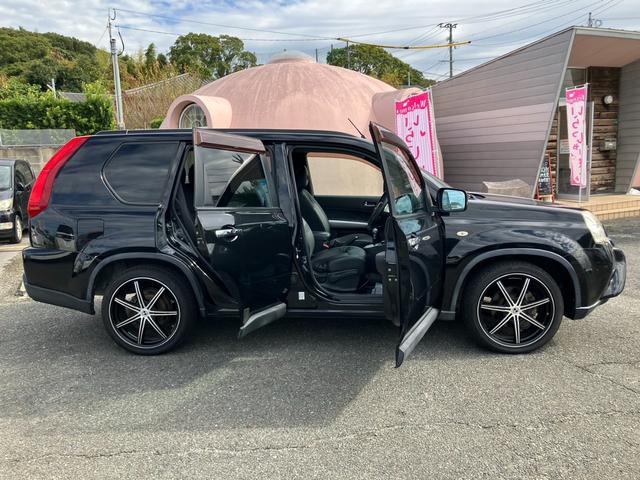 エクストレイル 20X 後期 ナビ フルセグ Bカメラ Bトゥース DVD ETC 19インチ インテリキー 全席シートヒーター 外2本出しマフラー 前後ガーニッシュ ステアリモコン TV走行中視聴可能(8枚目)