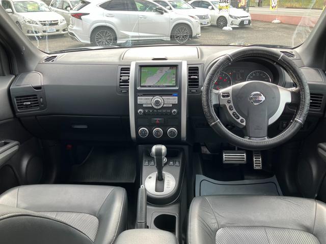 エクストレイル 20X 後期 ナビ フルセグ Bカメラ Bトゥース DVD ETC 19インチ インテリキー 全席シートヒーター 外2本出しマフラー 前後ガーニッシュ ステアリモコン TV走行中視聴可能(11枚目)