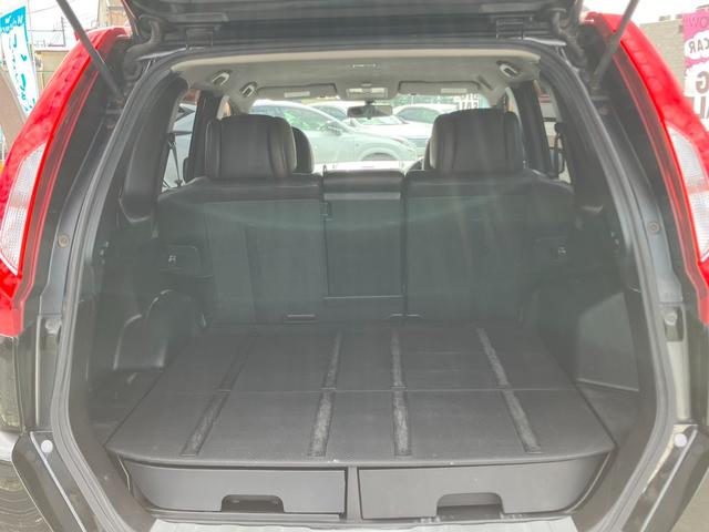 エクストレイル 20X 後期 ナビ フルセグ Bカメラ Bトゥース DVD ETC 19インチ インテリキー 全席シートヒーター 外2本出しマフラー 前後ガーニッシュ ステアリモコン TV走行中視聴可能(31枚目)