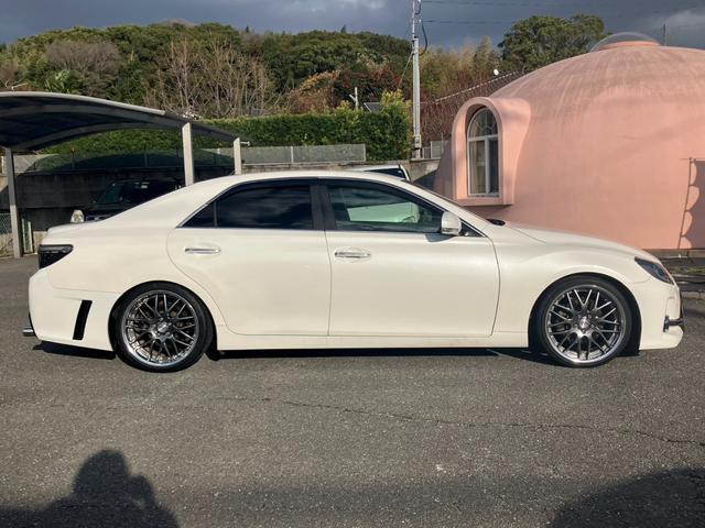 マークＸ ２５０Ｇ　リラックスセレクション・ブラックリミテッド　エアロ　ナビ　フルセグ　Ｂカメラ　Ｂトゥース　ＤＶＤ　ＨＩＤライト　ＬＥＤフォグ　前後ドラレコ　スマートキー２個　ＥＴＣ　１９インチ　車高調　前席Ｐシート　ステアリモコン　リアフィルム　禁煙車（8枚目）