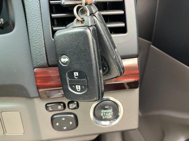 マークＸ ２５０Ｇ　リラックスセレクション・ブラックリミテッド　エアロ　ナビ　フルセグ　Ｂカメラ　Ｂトゥース　ＤＶＤ　ＨＩＤライト　ＬＥＤフォグ　前後ドラレコ　スマートキー２個　ＥＴＣ　１９インチ　車高調　前席Ｐシート　ステアリモコン　リアフィルム　禁煙車（15枚目）