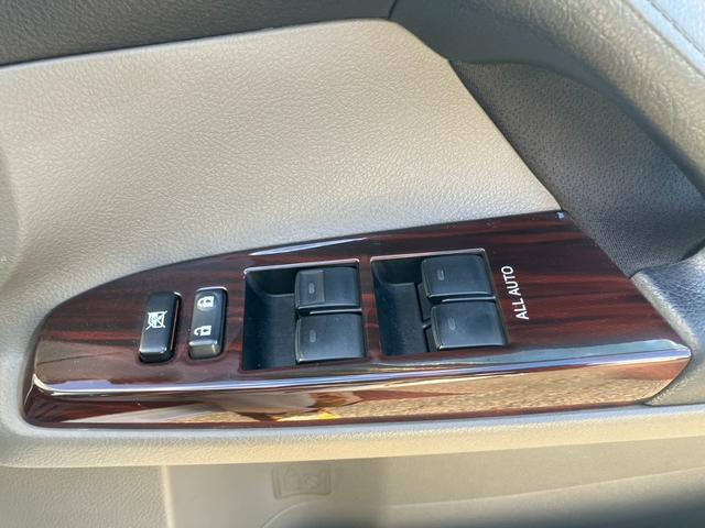 マークＸ ２５０Ｇ　リラックスセレクション・ブラックリミテッド　エアロ　ナビ　フルセグ　Ｂカメラ　Ｂトゥース　ＤＶＤ　ＨＩＤライト　ＬＥＤフォグ　前後ドラレコ　スマートキー２個　ＥＴＣ　１９インチ　車高調　前席Ｐシート　ステアリモコン　リアフィルム　禁煙車（40枚目）