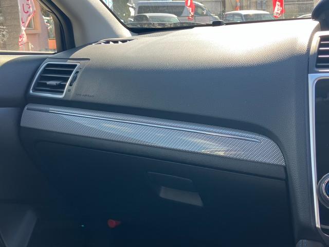 �f�s�|�r�A�C�T�C�g�Ȃ̂ŃV���o�[�J�[�{�����p�l���ł��B