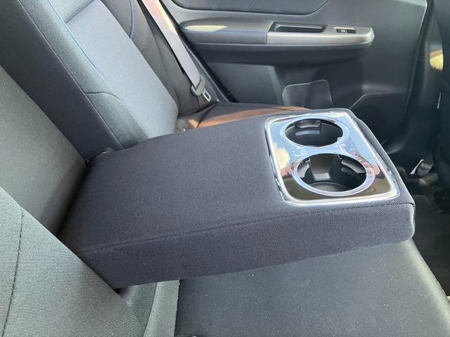 ���A�ɂ��A�[�����X�g���h�����N�z���_�[