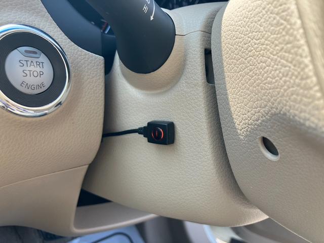 ティアナ ＸＬ　ナビ　フルセグ　Ａビュー　Ｂトゥース　ＤＶＤ　ＨＩＤライト　ＥＴＣ　Ｓキー２個　ＬＤＷ　ＢＳＷ　オートリトラミラー　前席パワーシート　クルコン　オットマン　リアスポイラー　ステアリモコン　禁煙車（30枚目）