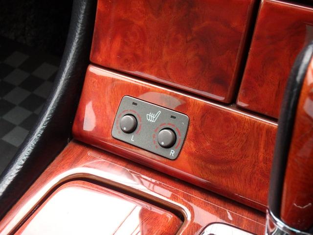 eR仕様 後期モデル 車高調 WEDS20inアルミ タイヤ新品 純正エアロ オートHID LEDフォグ サンルーフ 黒革パワーシート シートヒーター ナビTV バックモニター ETC クルーズコントロール(49枚目)