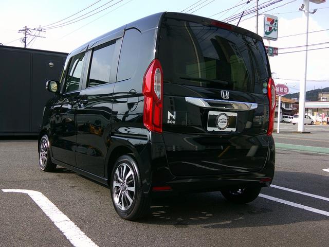 N-BOX G・Lホンダセンシング 純正ナビ フルセグTV パワースライドドア クルーズコントロール ETC オートエアコン オートライト バックモニター 誤発進抑制 横滑り防止 純正14インチアルミ LEDヘッドライト(3枚目)