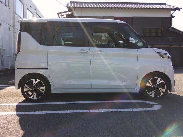 ルークス ハイウェイスター　Ｇターボプロパイロットエディション　純正９インチナビ　フルセグＴＶ　両側パワースライドドア　ビルトインＥＴＣ　アラウンドビューモニター　クルーズコントロール　純正アルミホイール　ＬＥＤヘッドライト　ＬＥＤフォグライト　オートエアコン（5枚目）