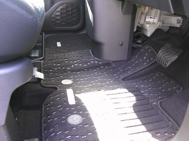 ルークス ハイウェイスター　Ｇターボプロパイロットエディション　純正９インチナビ　フルセグＴＶ　両側パワースライドドア　ビルトインＥＴＣ　アラウンドビューモニター　クルーズコントロール　純正アルミホイール　ＬＥＤヘッドライト　ＬＥＤフォグライト　オートエアコン（32枚目）