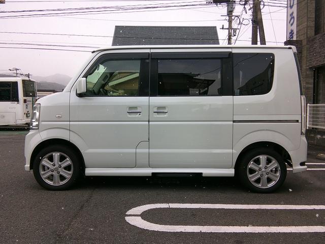 エブリイワゴン ＰＺターボスペシャル　社外ナビ　フルセグＴＶ　両側パワースライドドア　バックカメラ　純正１４インチＡＷ　オートステップ　社外ドライブレコーダー前後　ＥＴＣ　ブルートゥース　フォグライト（2枚目）