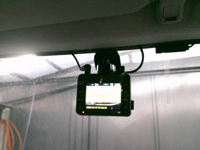 エブリイワゴン ＰＺターボスペシャル　社外ナビ　フルセグＴＶ　両側パワースライドドア　バックカメラ　純正１４インチＡＷ　オートステップ　社外ドライブレコーダー前後　ＥＴＣ　ブルートゥース　フォグライト（8枚目）