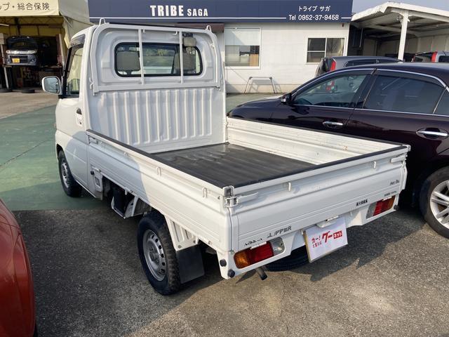 　軽トラック　ＭＴ　エアコン　運転席エアバッグ(12枚目)