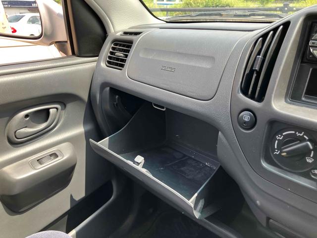 Ｋｅｉスポーツ 　キーレスエントリー　電動格納ミラー　ＭＴ　ＡＢＳ　ＣＤ　ＵＳＢ　アルミホイール　衝突安全ボディ　エアコン　パワーステアリング　パワーウィンドウ　純正ターボ（34枚目）