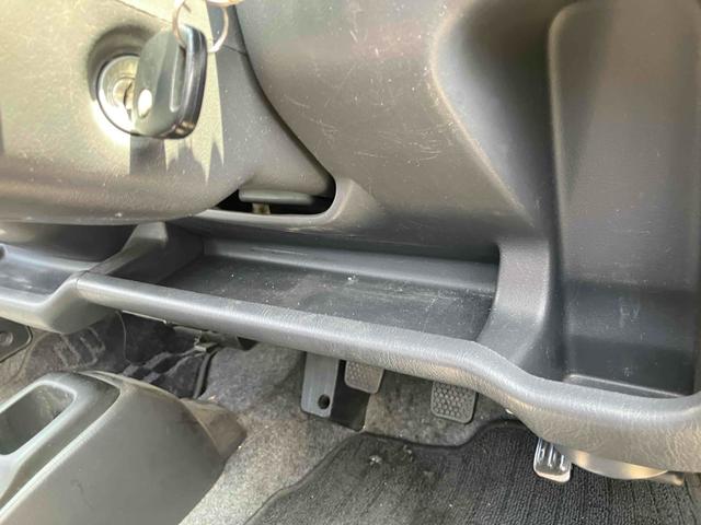 Ｋｅｉスポーツ 　キーレスエントリー　電動格納ミラー　ＭＴ　ＡＢＳ　ＣＤ　ＵＳＢ　アルミホイール　衝突安全ボディ　エアコン　パワーステアリング　パワーウィンドウ　純正ターボ（41枚目）