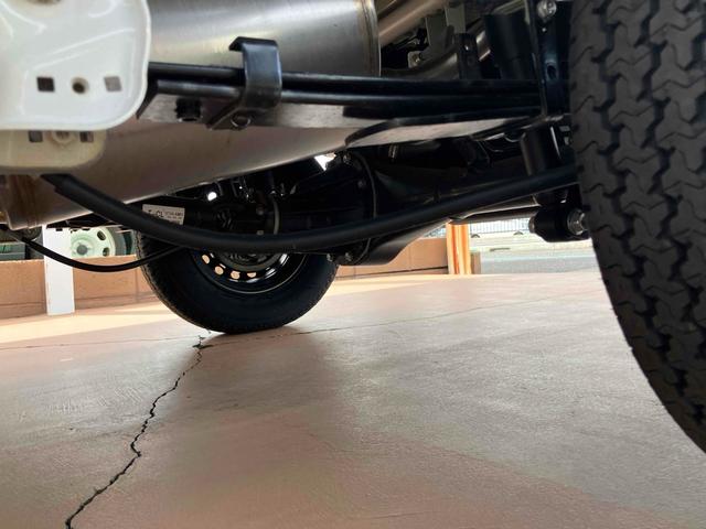 キャリイトラック KCエアコン・パワステ 4WD 軽トラック MT 衝突被害軽減システム クリアランスソナー レーンアシスト アイドリングストップ オートライト ESC エアコン パワーウィンドウ(28枚目)