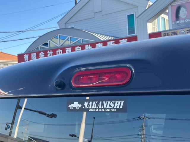 スペーシア 　バックカメラ　フロントカメラ　両側電動スライドドア　クリアランスソナー　レーンアシスト　衝突被害軽減システム　オートライト　スマートキー　アイドリングストップ　電動格納ミラー　シートヒーター（32枚目）