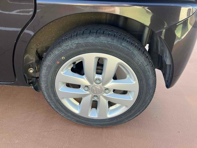 スペーシア 　バックカメラ　フロントカメラ　両側電動スライドドア　クリアランスソナー　レーンアシスト　衝突被害軽減システム　オートライト　スマートキー　アイドリングストップ　電動格納ミラー　シートヒーター（35枚目）