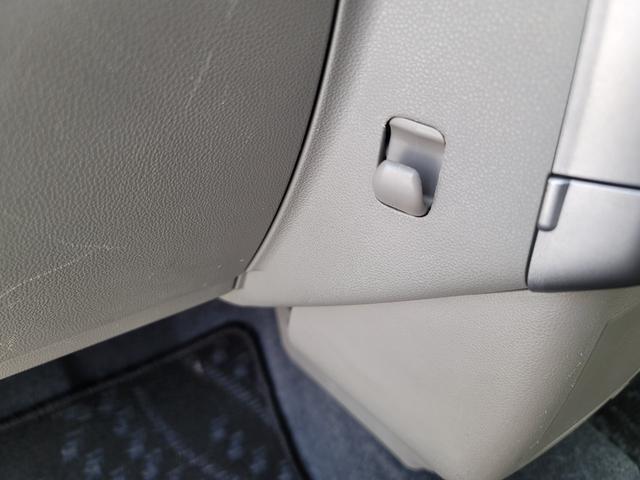 L リミテッド CD USB 運転席パワーシート ベンチシート オートエアコン キーレスエントリー パワーウインドウ 衝突安全ボディ 盗難防止システム 衝突安全ボディ 盗難防止システム 取扱説明書 メンテナンスノート(48枚目)