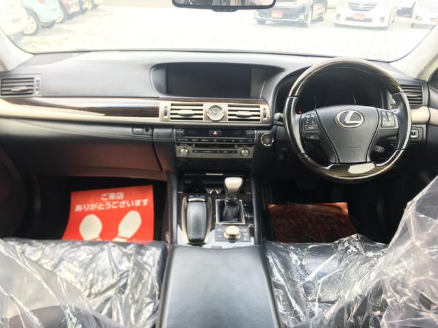 ＬＳ ＬＳ４６０　バージョンＣ　Ｉパッケージ　シートヒーター　サンルーフ　革シート　ブレーキホールド　カードキー　パワーシート　クルーズコントロール　衝突安全システム　クリアランスソナー　ハンドルヒーター　ＬＥＸＵＳ純正ナビ（2枚目）
