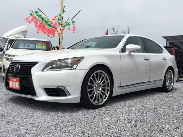 ＬＳ ＬＳ４６０　バージョンＣ　Ｉパッケージ　シートヒーター　サンルーフ　革シート　ブレーキホールド　カードキー　パワーシート　クルーズコントロール　衝突安全システム　クリアランスソナー　ハンドルヒーター　ＬＥＸＵＳ純正ナビ（10枚目）