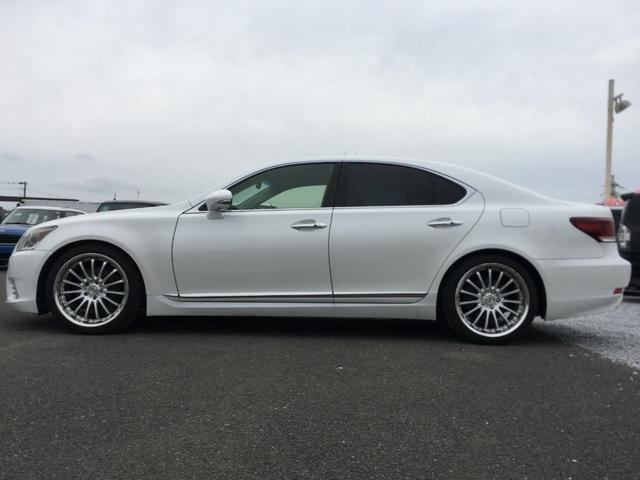 ＬＳ ＬＳ４６０　バージョンＣ　Ｉパッケージ　シートヒーター　サンルーフ　革シート　ブレーキホールド　カードキー　パワーシート　クルーズコントロール　衝突安全システム　クリアランスソナー　ハンドルヒーター　ＬＥＸＵＳ純正ナビ（15枚目）