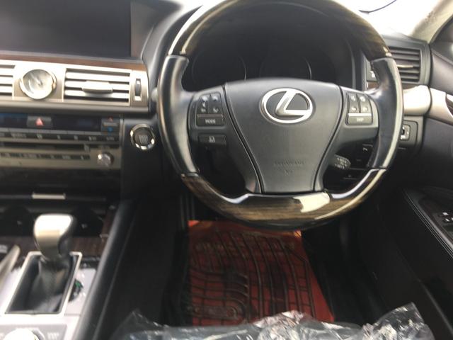ＬＳ ＬＳ４６０　バージョンＣ　Ｉパッケージ　シートヒーター　サンルーフ　革シート　ブレーキホールド　カードキー　パワーシート　クルーズコントロール　衝突安全システム　クリアランスソナー　ハンドルヒーター　ＬＥＸＵＳ純正ナビ（35枚目）