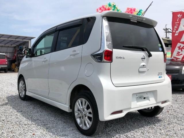 デイズ ハイウェイスター　Ｘ　電動格納ミラー・プッシュスタート・キーレスエントリー・オートエアコン・タッチスイッチ・アイドリングストップ・フォグ（12枚目）