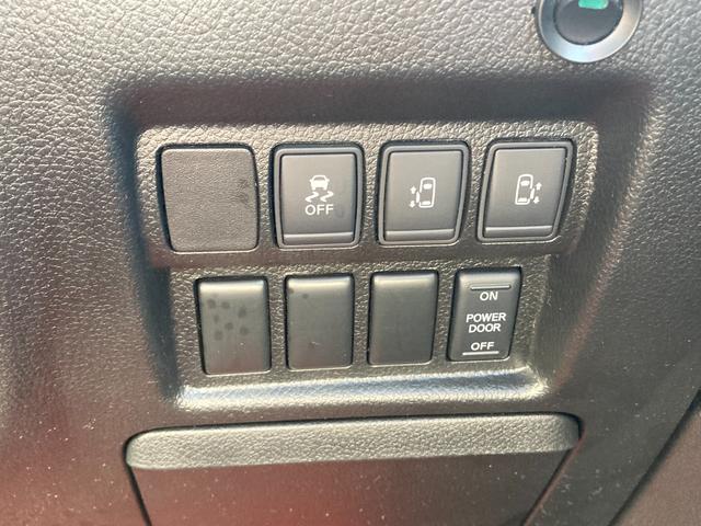 【運転席側各種スイッチ類】ＥＴＣや横すべり防止、エコモードも標準装備です