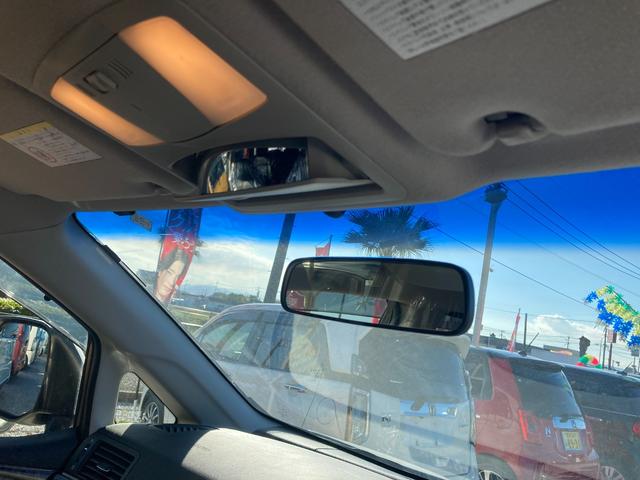 【ルームランプ、ルームミラー】☆ルームランプをＬＥＤへ変更もできます。取付ご希望の際は、お気軽にスタッフへお尋ねください☆