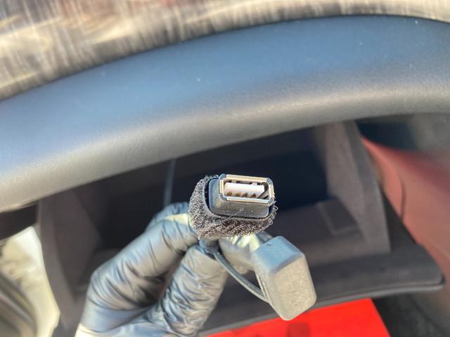 グーネットナインオートページに記載されている（００７８−）から始まるお電話番号からお電話していただくと、無料電話にてお問い合わせが可能です。