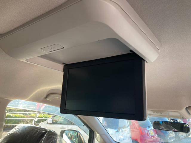 フリップダウンモニター