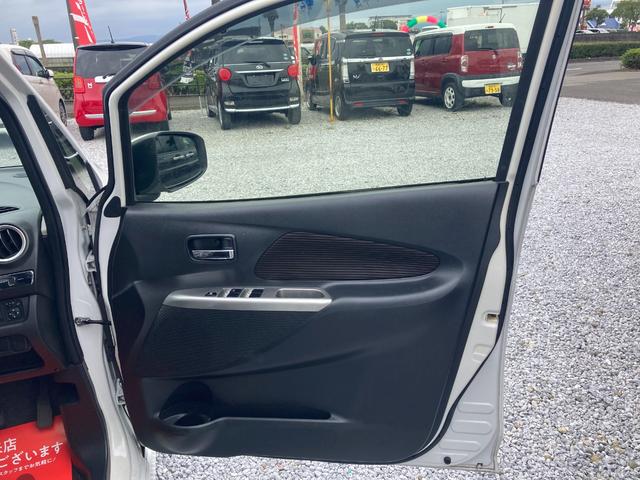 デイズ ハイウェイスター　Ｇターボ　ターボ・ＥＴＣ・全周囲カメラ・スマートキー・オートエアコン・ハンズフリー・オートライト・フォグランプ・横すべり防止装置・電動格納ミラー・ＳＤ・ＣＤ・ＡＭ・ＦＭ・ＡＵＸ・ＵＳＢ・ミラー型カメラ（35枚目）