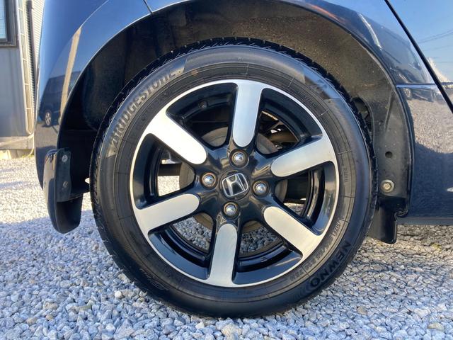 Ｎ－ＯＮＥ プレミアム　Ｂカメラ・ＵＳＢ・スマートキー・電動格納ミラー・ＥＴＣ・クルーズコントロール・Ｐスタート・横すべり防止装置・オートライト・フォグ・オートエアコン・ＣＤ・ＤＶＤ・ＡＭ・ＦＭ・Ｂｌｕｅｔｏｏｔｈ（20枚目）