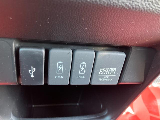 Ｎ－ＯＮＥ プレミアム　Ｂカメラ・ＵＳＢ・スマートキー・電動格納ミラー・ＥＴＣ・クルーズコントロール・Ｐスタート・横すべり防止装置・オートライト・フォグ・オートエアコン・ＣＤ・ＤＶＤ・ＡＭ・ＦＭ・Ｂｌｕｅｔｏｏｔｈ（52枚目）