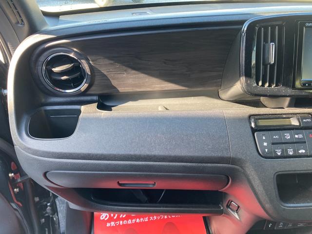 Ｎ－ＯＮＥ プレミアム　Ｂカメラ・ＵＳＢ・スマートキー・電動格納ミラー・ＥＴＣ・クルーズコントロール・Ｐスタート・横すべり防止装置・オートライト・フォグ・オートエアコン・ＣＤ・ＤＶＤ・ＡＭ・ＦＭ・Ｂｌｕｅｔｏｏｔｈ（58枚目）