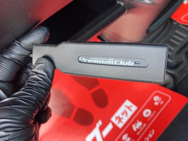 Ｎ－ＯＮＥ プレミアム　Ｂカメラ・ＵＳＢ・スマートキー・電動格納ミラー・ＥＴＣ・クルーズコントロール・Ｐスタート・横すべり防止装置・オートライト・フォグ・オートエアコン・ＣＤ・ＤＶＤ・ＡＭ・ＦＭ・Ｂｌｕｅｔｏｏｔｈ（60枚目）