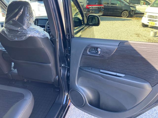 Ｎ－ＯＮＥ プレミアム　Ｂカメラ・ＵＳＢ・スマートキー・電動格納ミラー・ＥＴＣ・クルーズコントロール・Ｐスタート・横すべり防止装置・オートライト・フォグ・オートエアコン・ＣＤ・ＤＶＤ・ＡＭ・ＦＭ・Ｂｌｕｅｔｏｏｔｈ（62枚目）