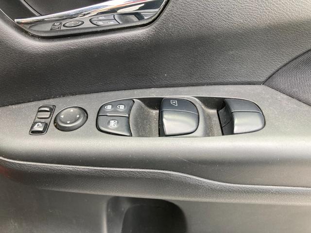 セレナ ハイウェイスター プロパイロットエディション プロパイロット セキュリティアラーム 衝突安全ボディ ECO 両側電動Pスラ ETC Bカメラ キーレス Pスタート フルセグ ナビ Bluetooth DVD FM/AM フォグ 検R9年12月迄(34枚目)