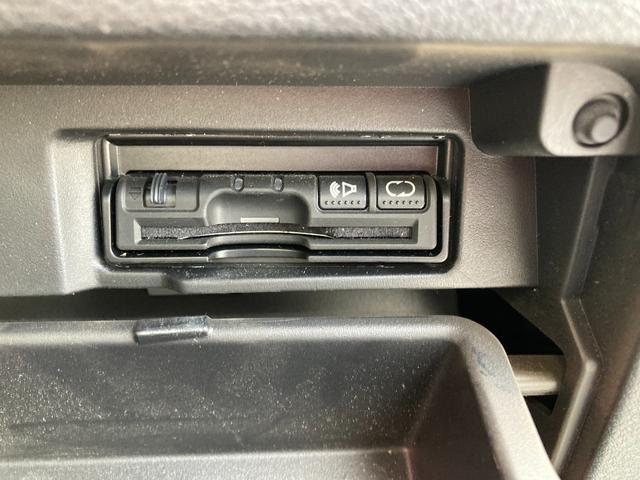 セレナ ハイウェイスター プロパイロットエディション プロパイロット セキュリティアラーム 衝突安全ボディ ECO 両側電動Pスラ ETC Bカメラ キーレス Pスタート フルセグ ナビ Bluetooth DVD FM/AM フォグ 検R9年12月迄(42枚目)