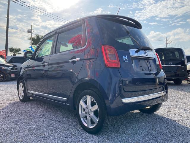 Ｎ－ＯＮＥ プレミアム　横滑り防止スイッチ　ＥＣＯＮ　ＥＴＣ　ベンチシート　フルフラット　Ｐスタート　キーレス　エアバッグ　フォグランプ　電動格納ミラー　オートライト　ホンダ純正オーディオ　ＣＤ　ＡＵＸ　ＵＳＢ（13枚目）