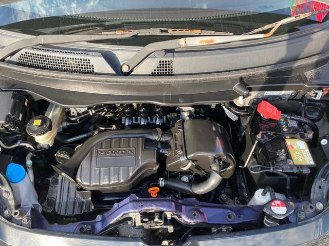 Ｎ－ＯＮＥ プレミアム　横滑り防止スイッチ　ＥＣＯＮ　ＥＴＣ　ベンチシート　フルフラット　Ｐスタート　キーレス　エアバッグ　フォグランプ　電動格納ミラー　オートライト　ホンダ純正オーディオ　ＣＤ　ＡＵＸ　ＵＳＢ（18枚目）