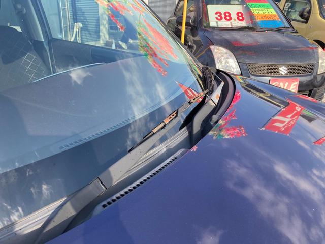 Ｎ－ＯＮＥ プレミアム　横滑り防止スイッチ　ＥＣＯＮ　ＥＴＣ　ベンチシート　フルフラット　Ｐスタート　キーレス　エアバッグ　フォグランプ　電動格納ミラー　オートライト　ホンダ純正オーディオ　ＣＤ　ＡＵＸ　ＵＳＢ（29枚目）