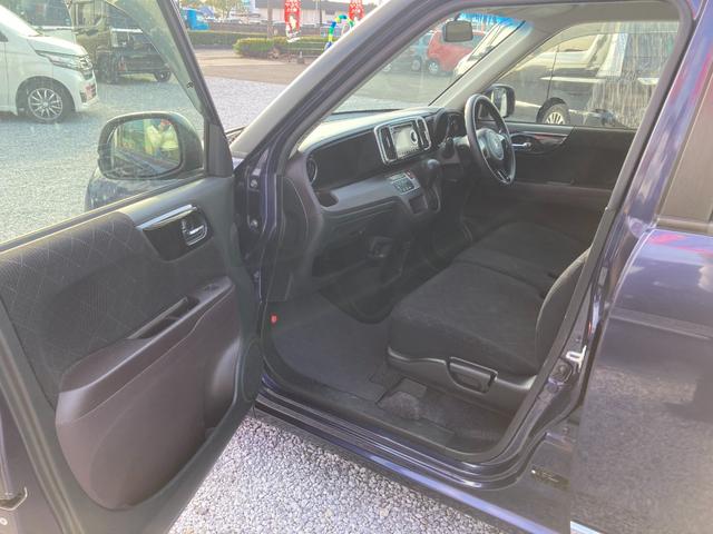 Ｎ－ＯＮＥ プレミアム　横滑り防止スイッチ　ＥＣＯＮ　ＥＴＣ　ベンチシート　フルフラット　Ｐスタート　キーレス　エアバッグ　フォグランプ　電動格納ミラー　オートライト　ホンダ純正オーディオ　ＣＤ　ＡＵＸ　ＵＳＢ（54枚目）