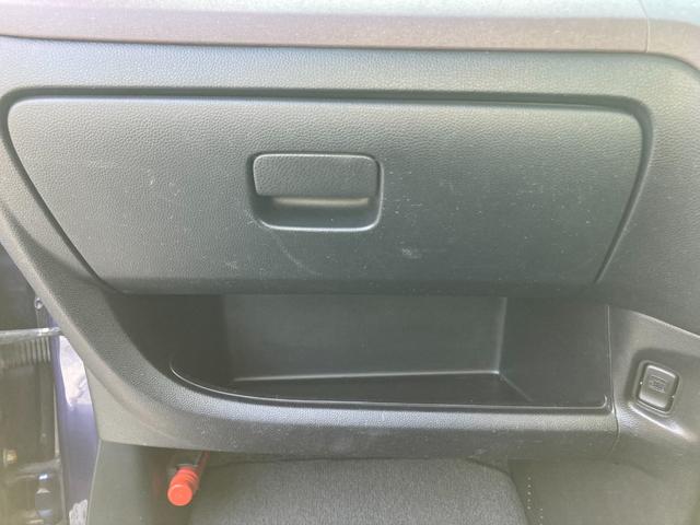 Ｎ－ＯＮＥ プレミアム　横滑り防止スイッチ　ＥＣＯＮ　ＥＴＣ　ベンチシート　フルフラット　Ｐスタート　キーレス　エアバッグ　フォグランプ　電動格納ミラー　オートライト　ホンダ純正オーディオ　ＣＤ　ＡＵＸ　ＵＳＢ（58枚目）