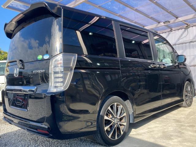 ステップワゴンスパーダ Ｚ　クールスピリット　両側パワースライドドア・ＥＴＣ・クルーズコントロール・パドルシフト・バックカメラ・オートエアコン・フォグランプ・オートライト・ＵＳＢ接続・電動格納ミラー・ＨＤＤナビ・ＡＭ・ＦＭ・ＤＶＤ・横すべり防止（17枚目）