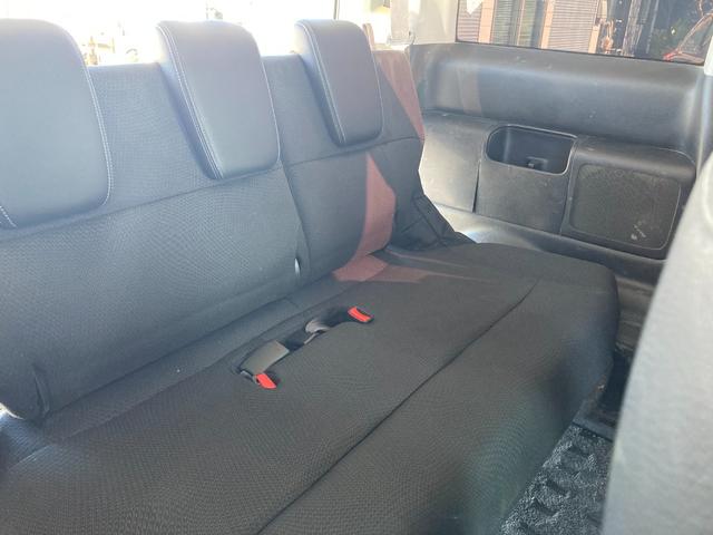 ステップワゴンスパーダ Ｚ　クールスピリット　両側パワースライドドア・ＥＴＣ・クルーズコントロール・パドルシフト・バックカメラ・オートエアコン・フォグランプ・オートライト・ＵＳＢ接続・電動格納ミラー・ＨＤＤナビ・ＡＭ・ＦＭ・ＤＶＤ・横すべり防止（66枚目）