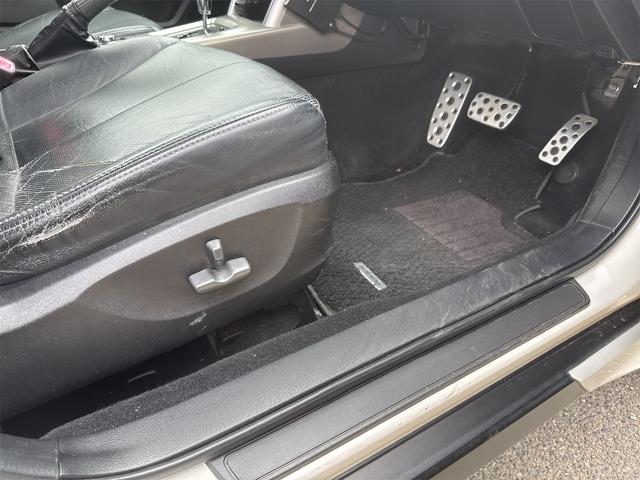 ご覧いただきありがとうございます♪気になったお車がありましたらお気軽にお電話をください♪